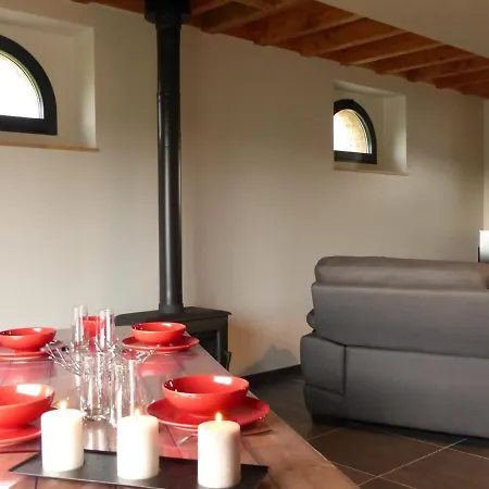 Renove Avec Terrasse, Poele A Bois Et Wifi A - Fr-1-489-79 Holiday home *